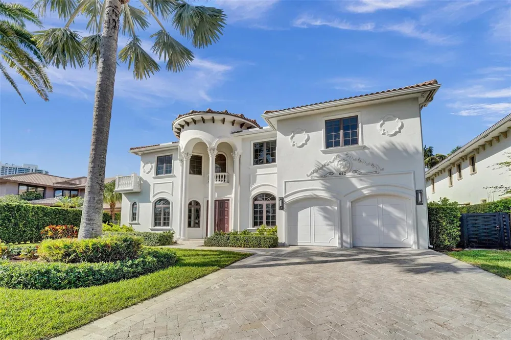 642 Palm Drive Hallandale Beach, FL 33009