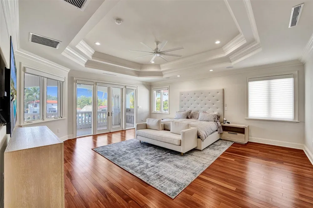 642 Palm Drive Hallandale Beach, FL 33009
