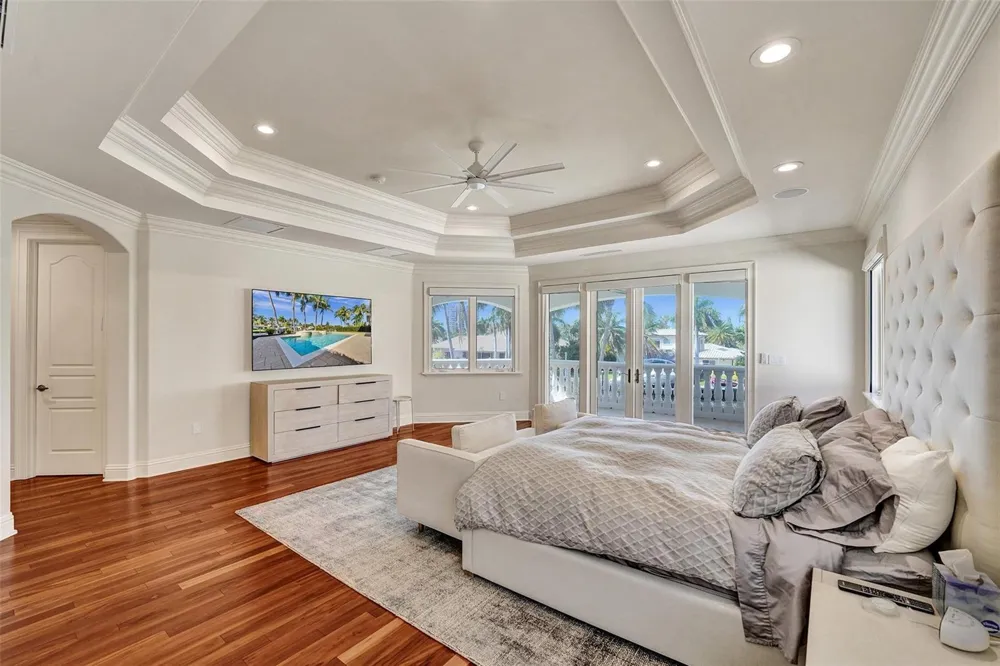 642 Palm Drive Hallandale Beach, FL 33009