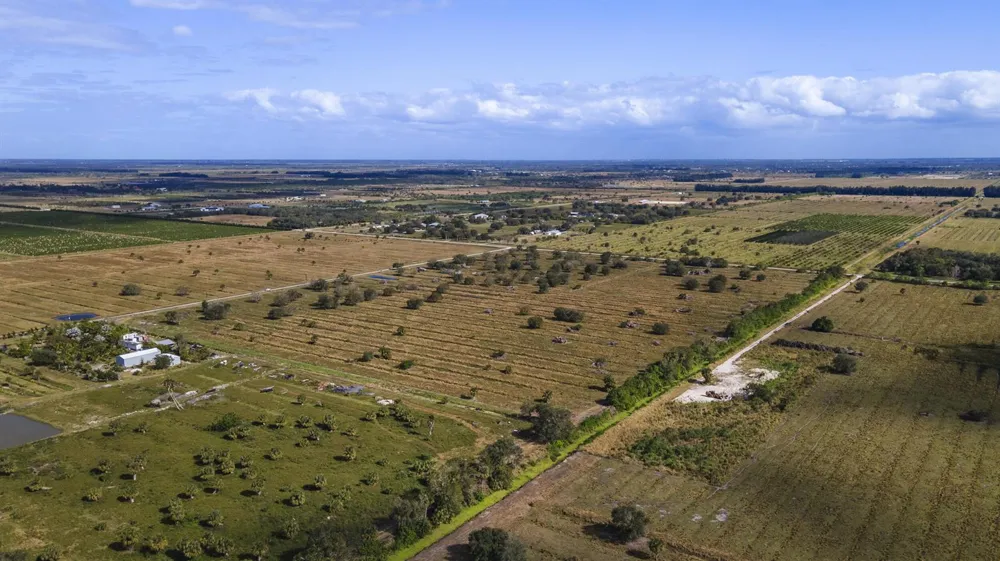 2321 Sneed Road Fort Pierce, FL 34945