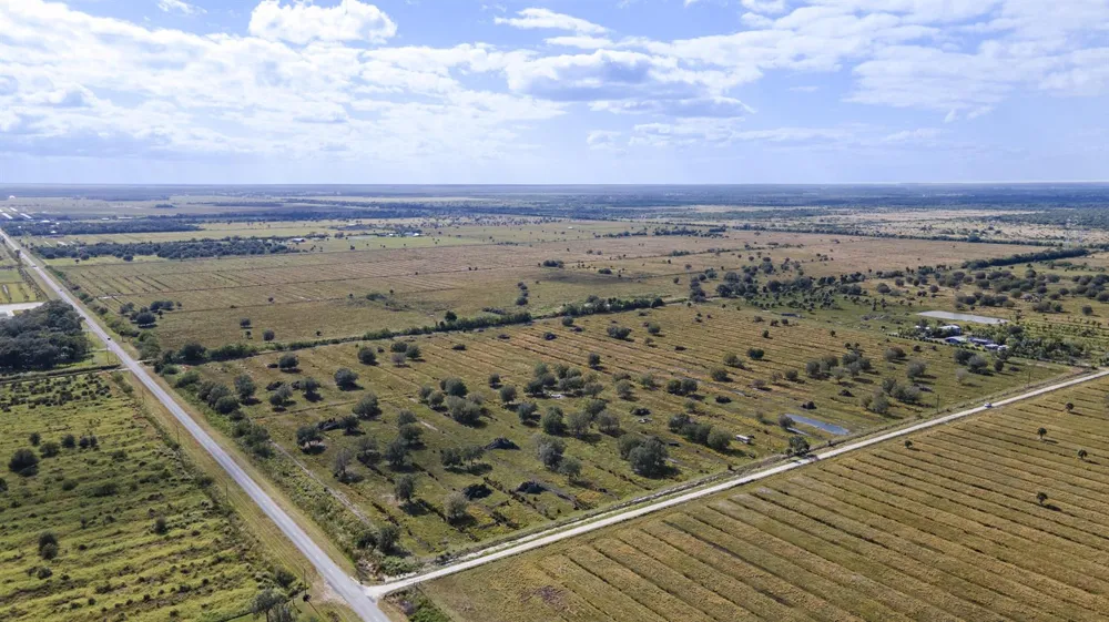 2321 Sneed Road Fort Pierce, FL 34945