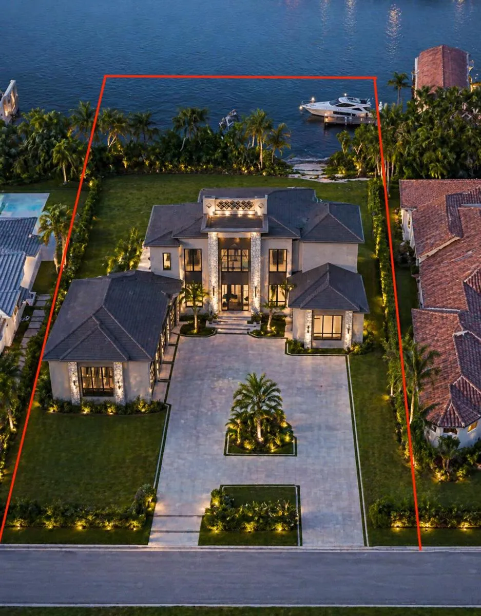 221 SE Fiore Bello Port St. Lucie, FL 34952