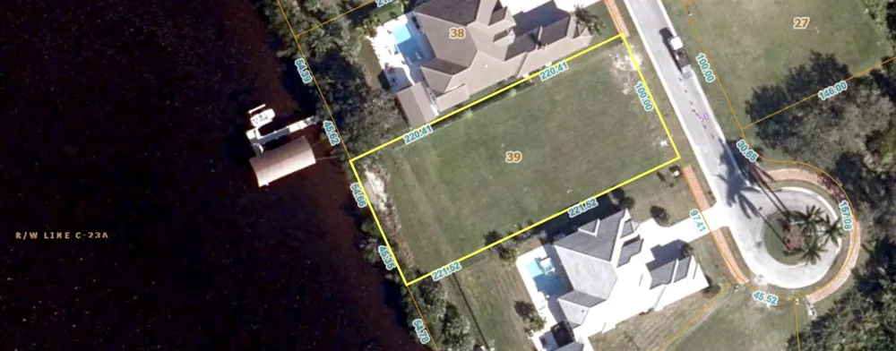 221 SE Fiore Bello Port St. Lucie, FL 34952