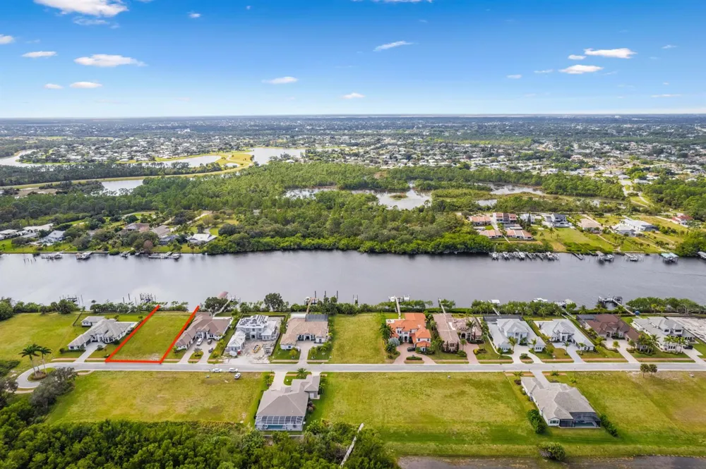 221 SE Fiore Bello Port St. Lucie, FL 34952