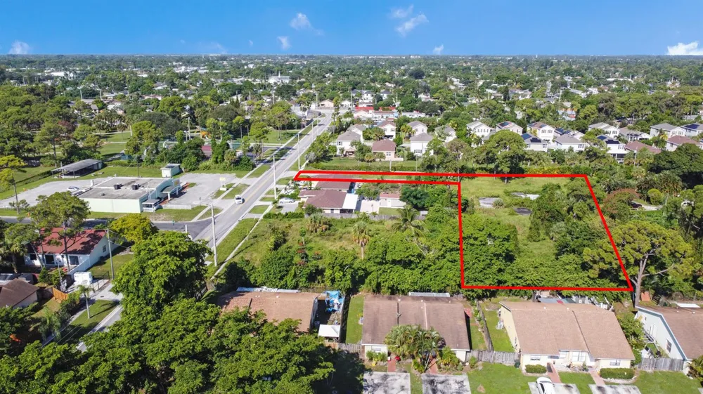3716 Elaine Drive Lake Worth, FL 33463
