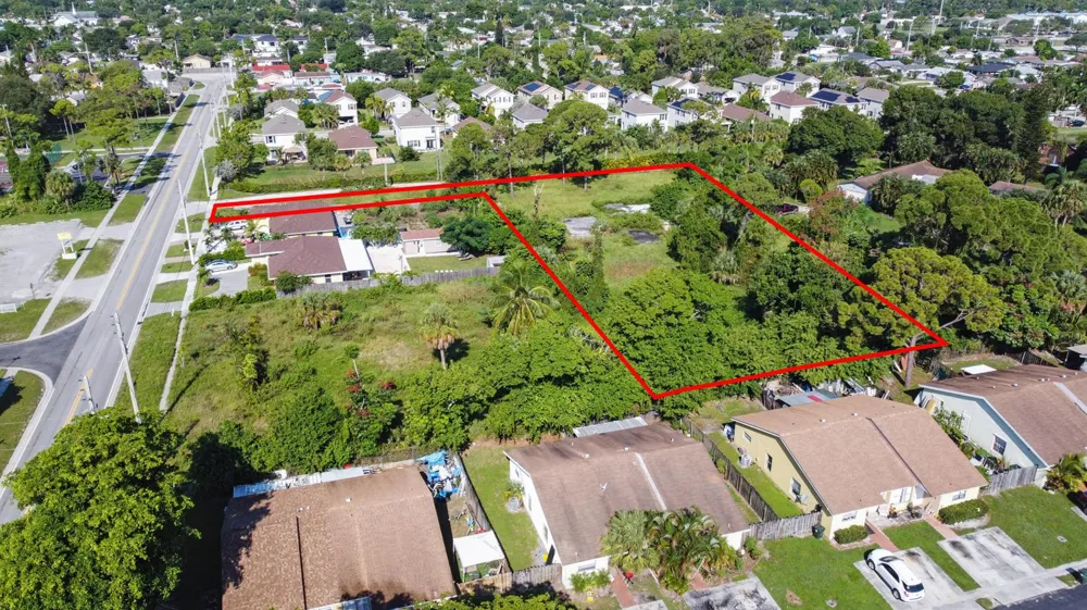 3716 Elaine Drive Lake Worth, FL 33463