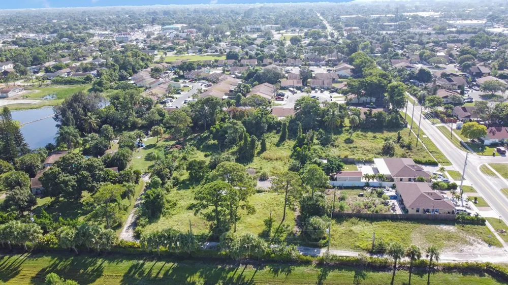 3716 Elaine Drive Lake Worth, FL 33463