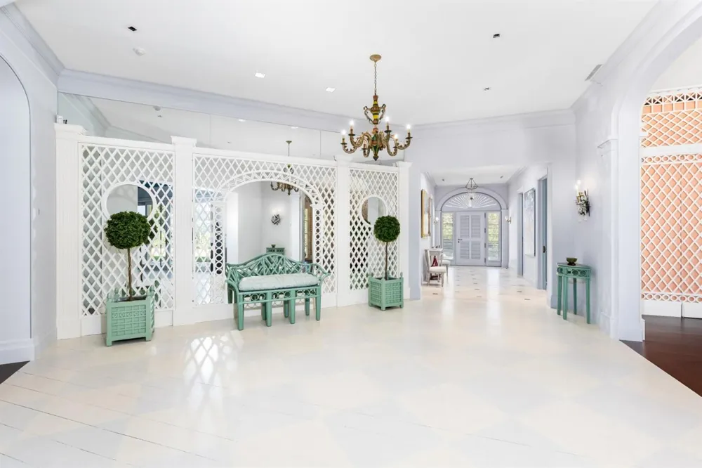 710 S County Road Palm Beach, FL 33480