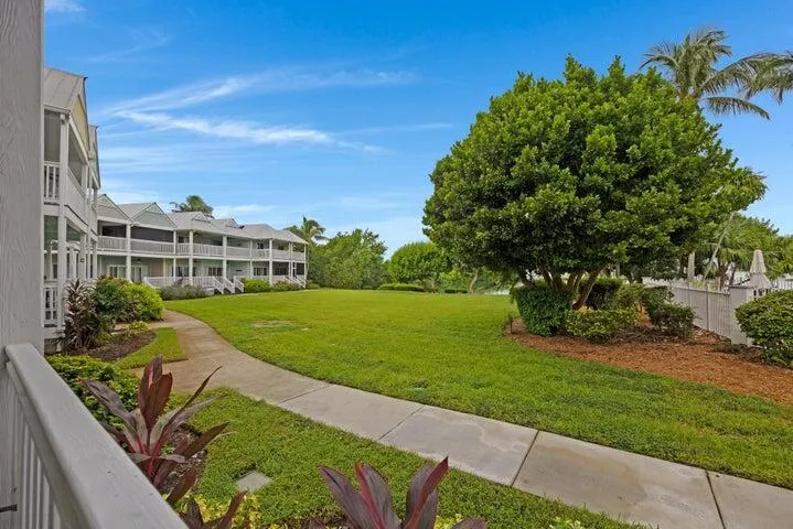 5092 Sunset Village Drive 