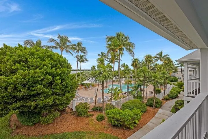 5092 Sunset Village Drive 