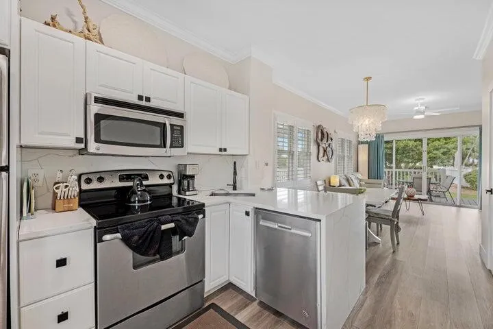 5092 Sunset Village Drive 