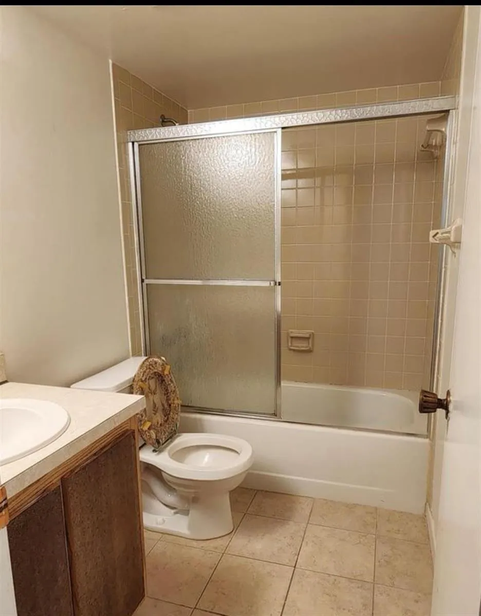 1698 NE Sunny Brook Lane #G206 Palm Bay, FL 32905