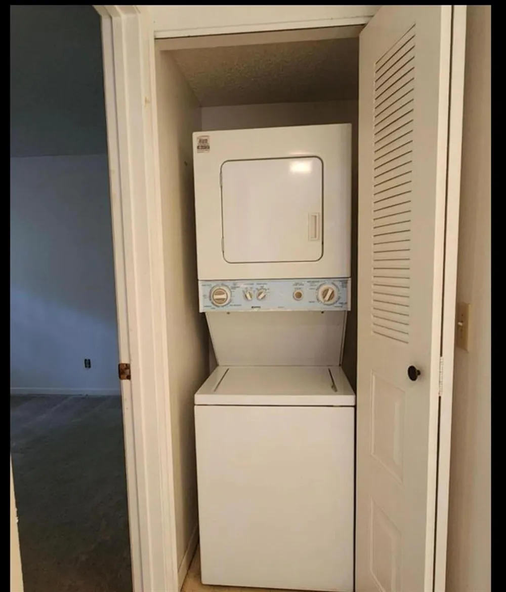 1698 NE Sunny Brook Lane #G206 Palm Bay, FL 32905