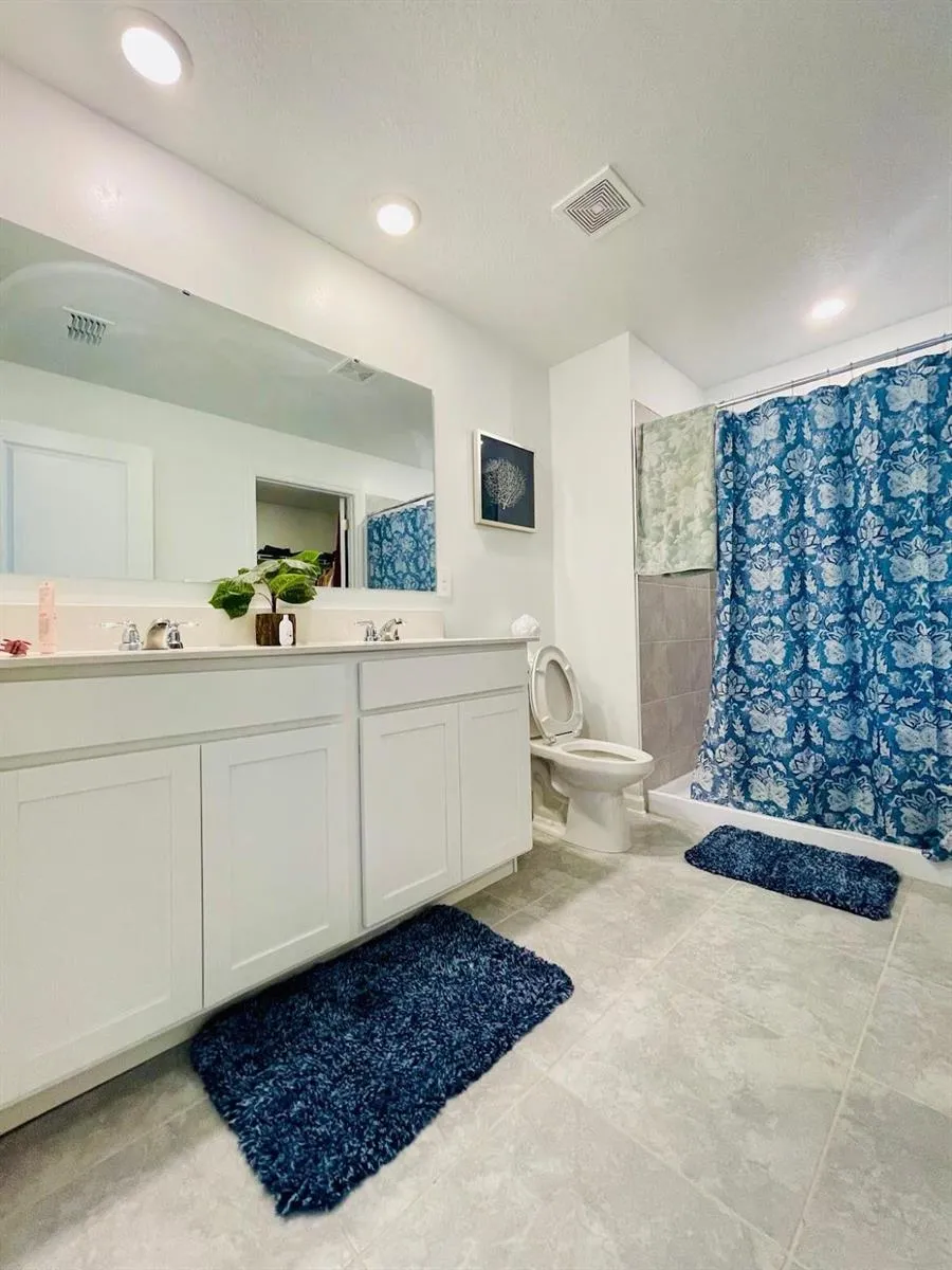 639 Daring Drive Davenport, FL 33837