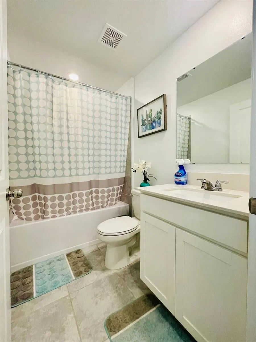 639 Daring Drive Davenport, FL 33837