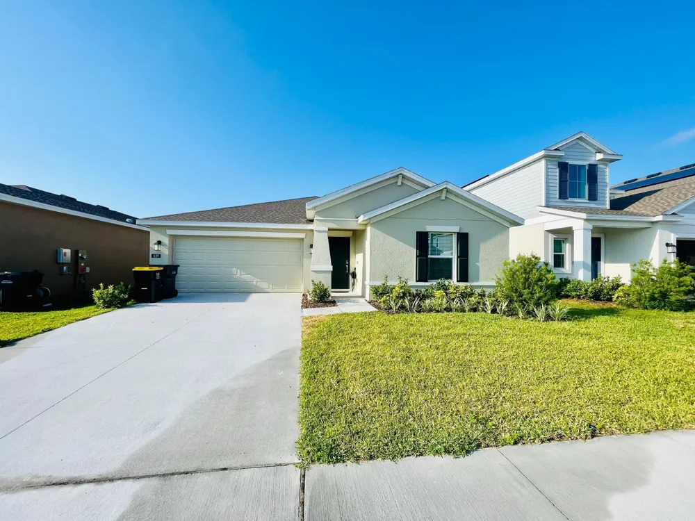 639 Daring Drive Davenport, FL 33837