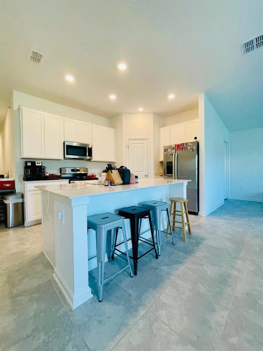639 Daring Drive Davenport, FL 33837