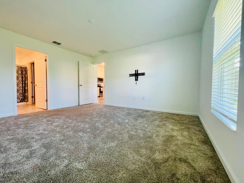 639 Daring Drive Davenport, FL 33837