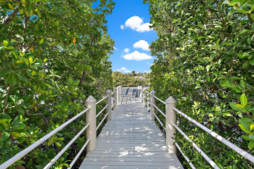 3601 S Ocean Boulevard #601 South Palm Beach, FL 33480