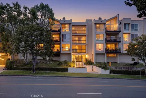 1340 S Beverly Glen Boulevard #211