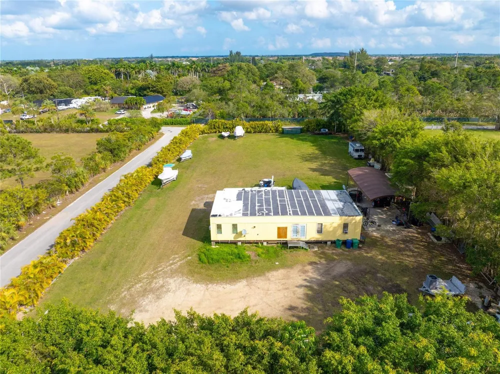 23600 SW 125 AVENUE Homestead, FL 33032