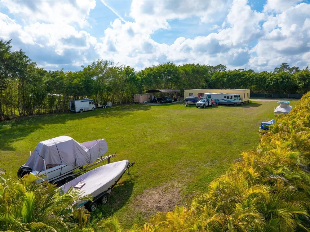23600 SW 125 AVENUE Homestead, FL 33032