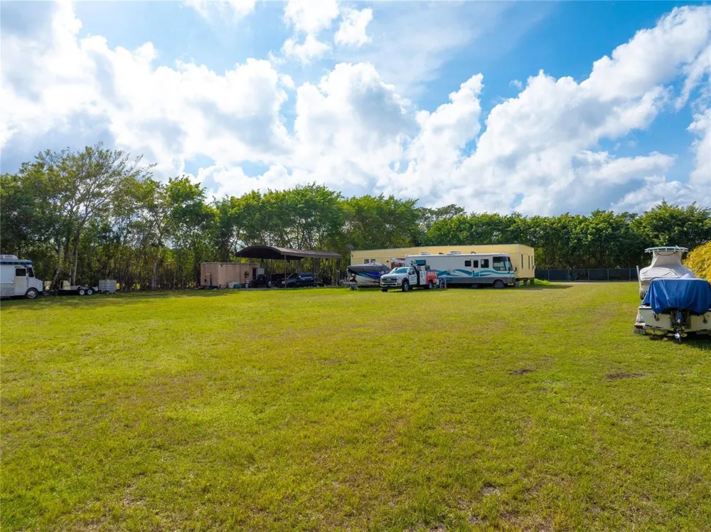 23600 SW 125 AVENUE Homestead, FL 33032