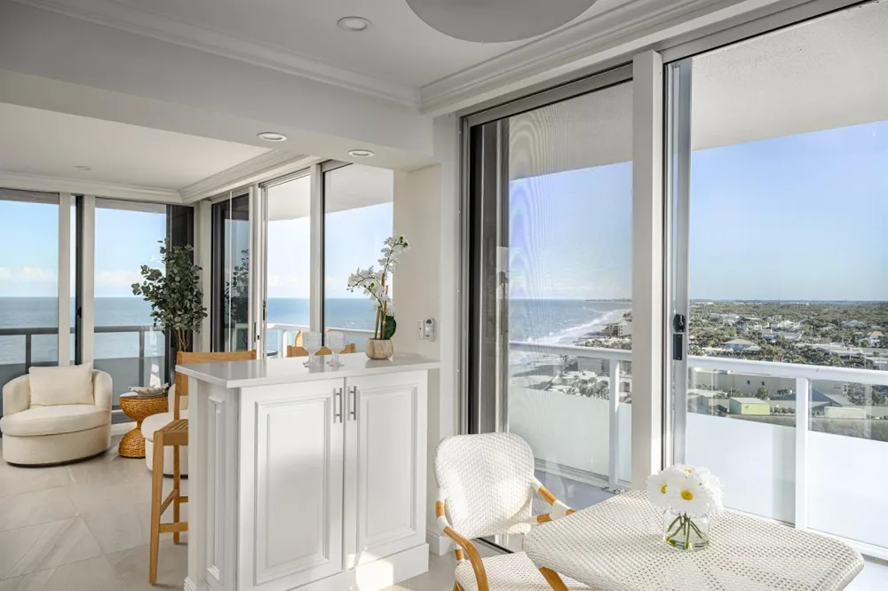 3554 Ocean Drive #Ph4n Vero Beach, FL 32963