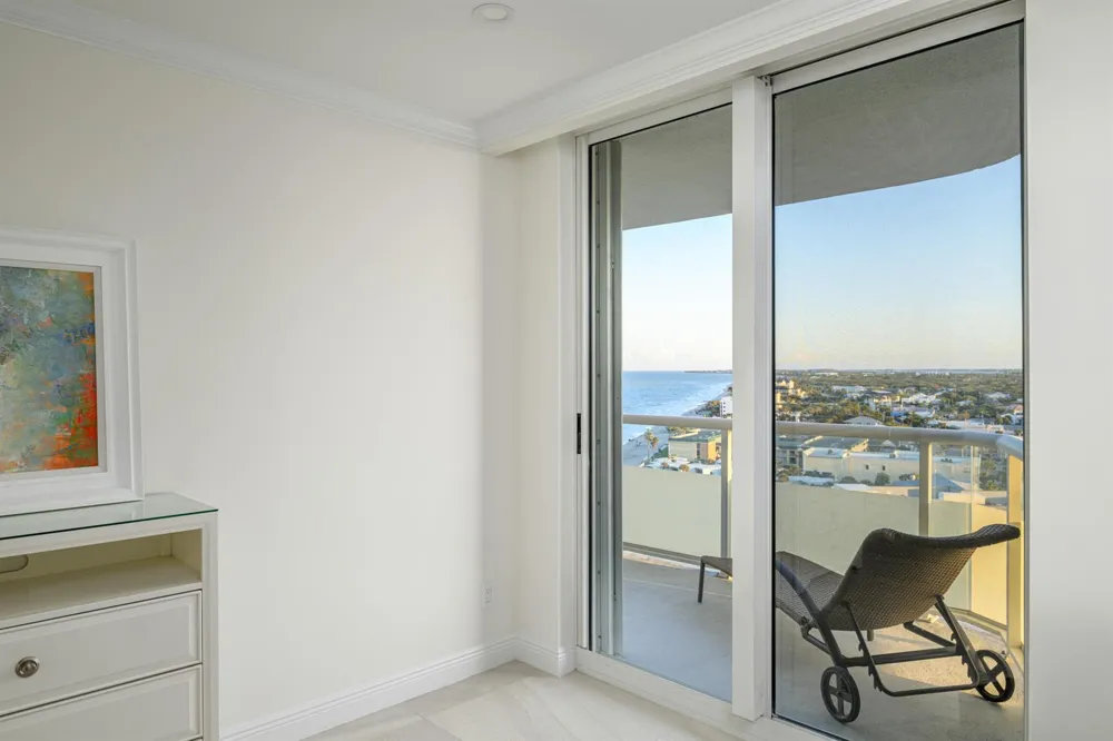 3554 Ocean Drive #Ph4n Vero Beach, FL 32963