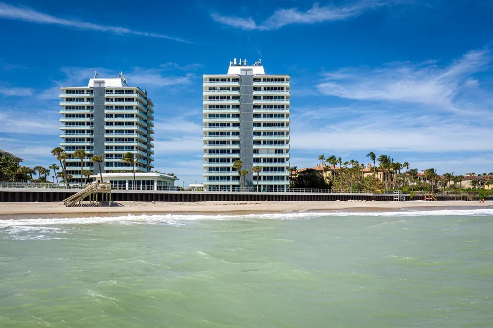 3554 Ocean Drive #Ph4n Vero Beach, FL 32963