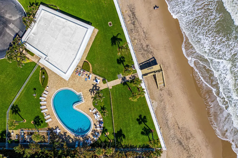 3554 Ocean Drive #Ph4n Vero Beach, FL 32963