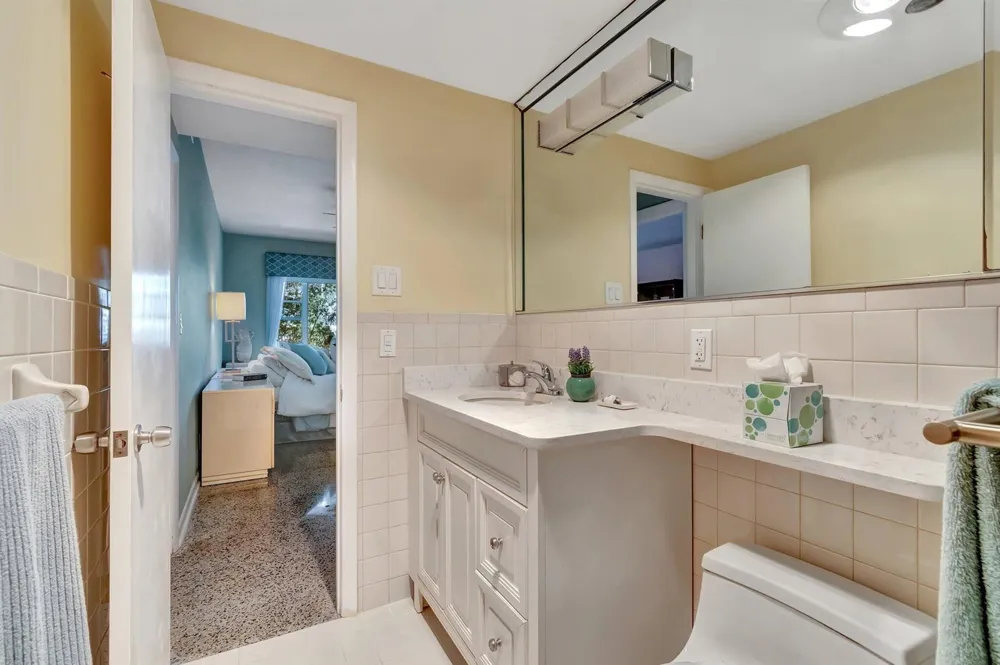 2711 S Ocean 0020 Boulevard #2 Highland Beach, FL 33487