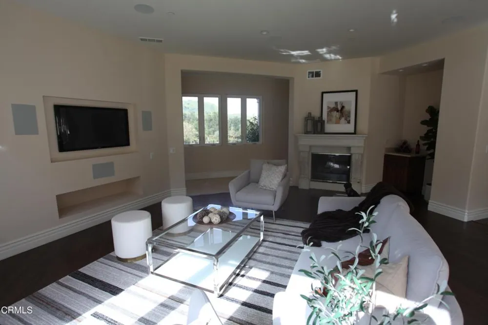 6909 Solano Verde Drive Somis, CA 93066