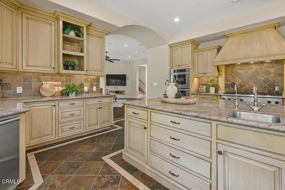 6909 Solano Verde Drive Somis, CA 93066