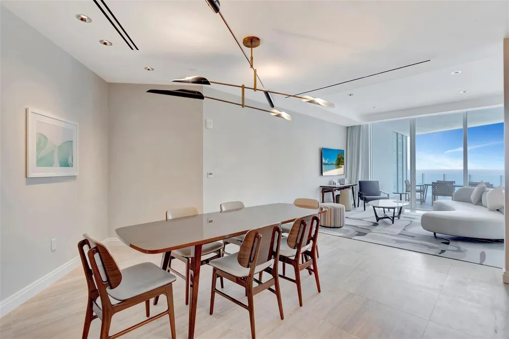 525 Fort Lauderdale Beach Boulevard #1607 Fort Lauderdale, FL 33304