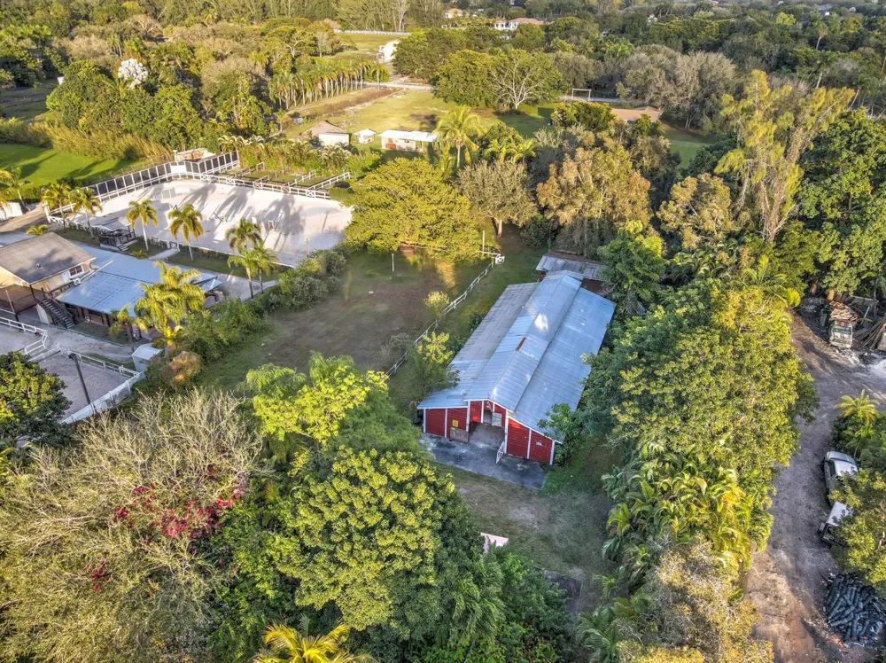 6402 SW 185th Way Southwest Ranches, FL 33332