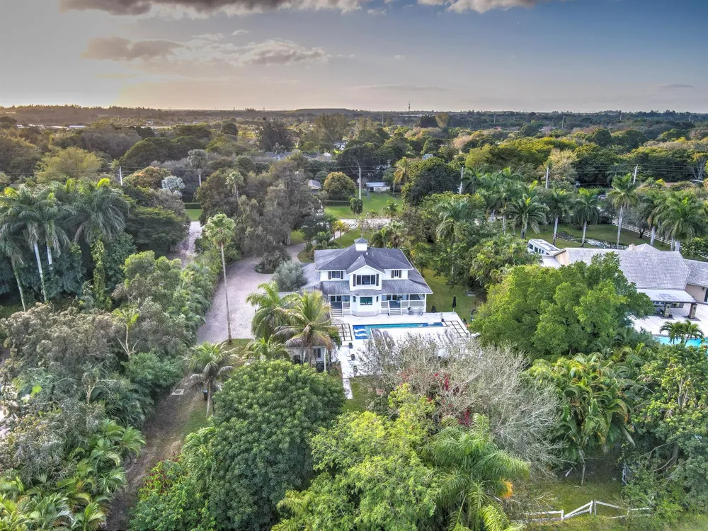 6402 SW 185th Way Southwest Ranches, FL 33332