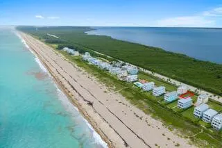 4865 Watersong Way Hutchinson Island, FL 34949