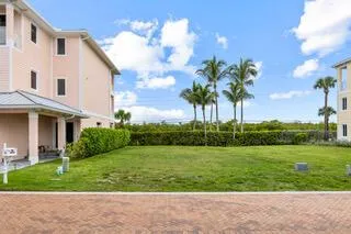 4865 Watersong Way Hutchinson Island, FL 34949