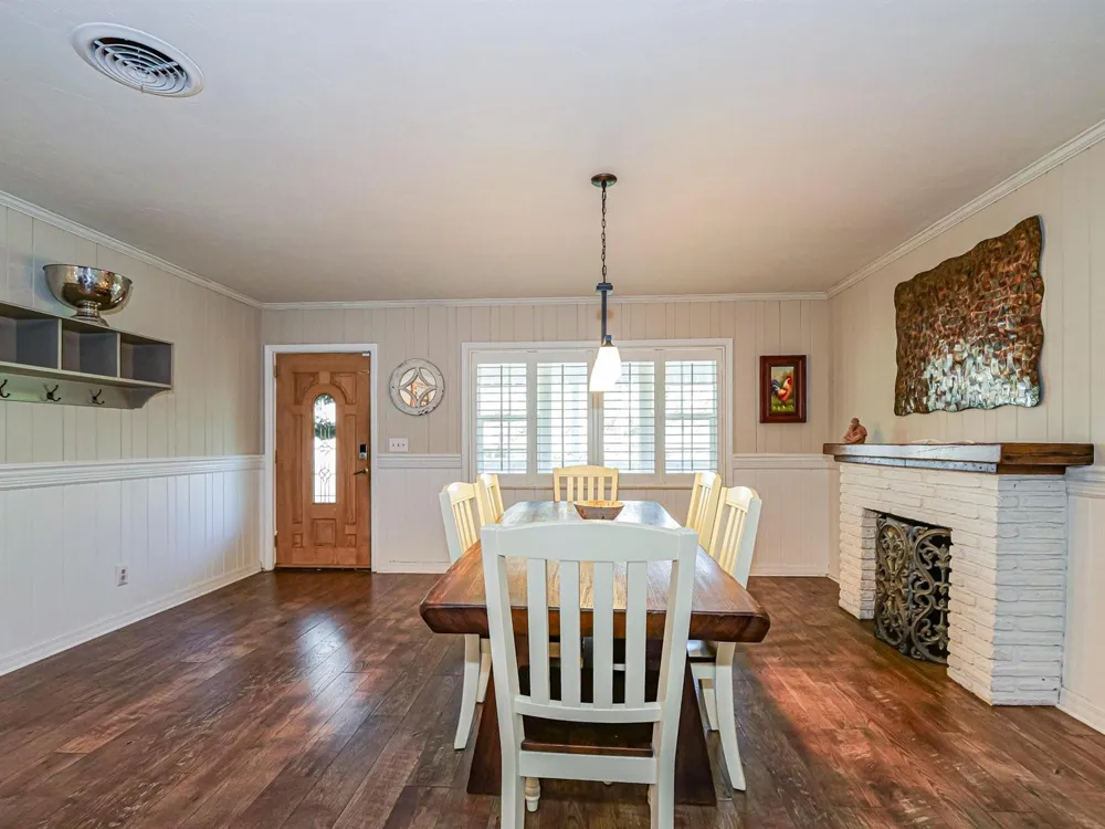 2180 Seville Avenue Vero Beach, FL 32960