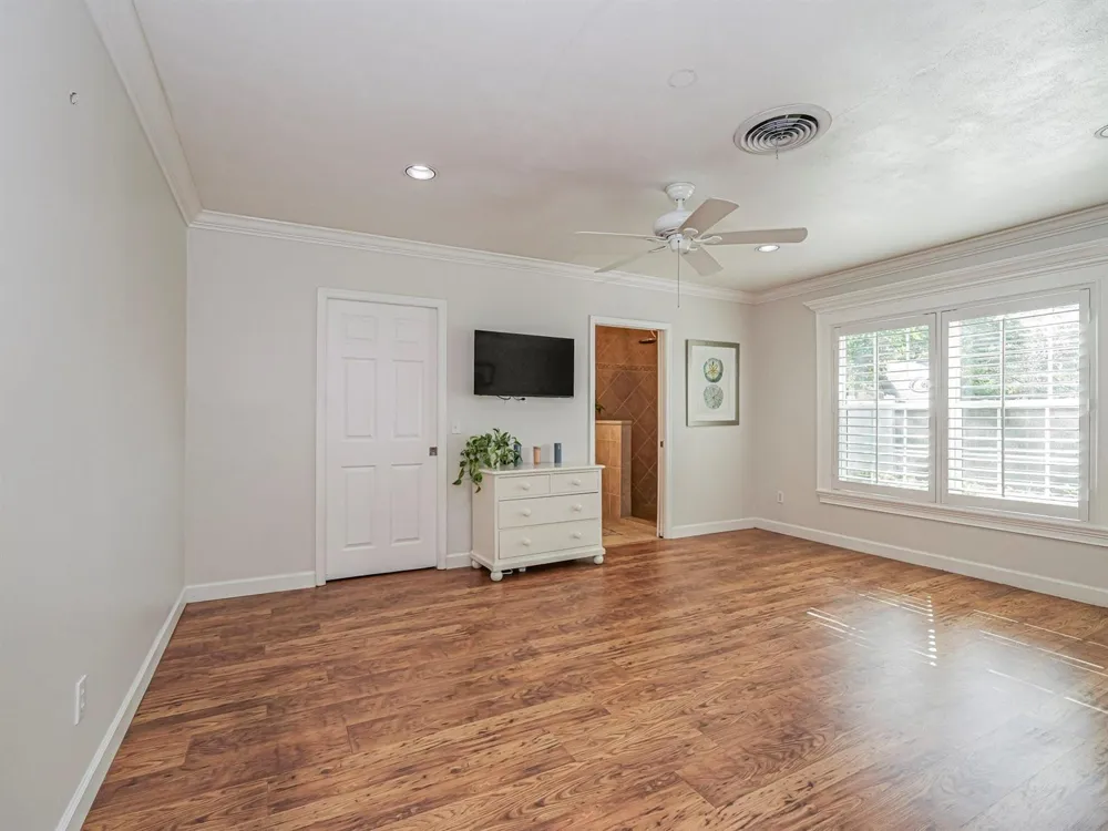 2180 Seville Avenue Vero Beach, FL 32960