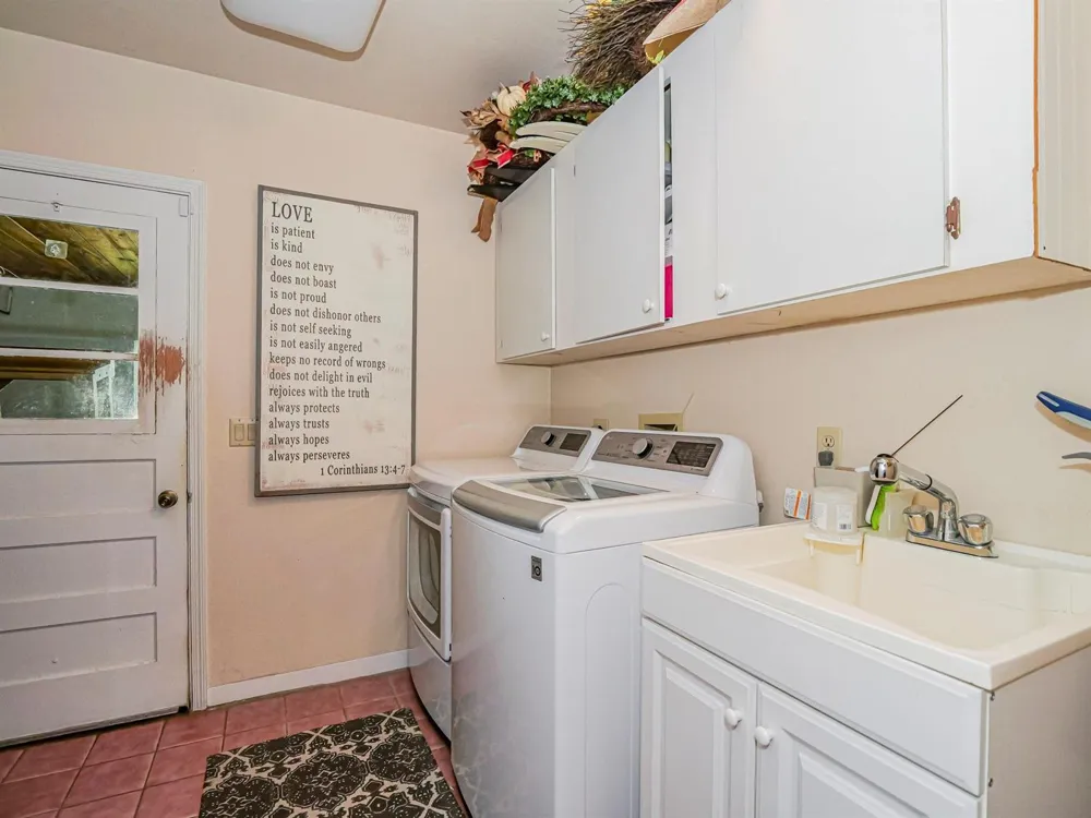 2180 Seville Avenue Vero Beach, FL 32960
