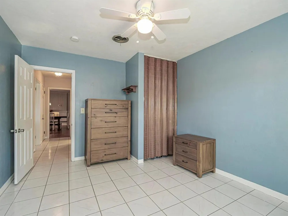 2180 Seville Avenue Vero Beach, FL 32960