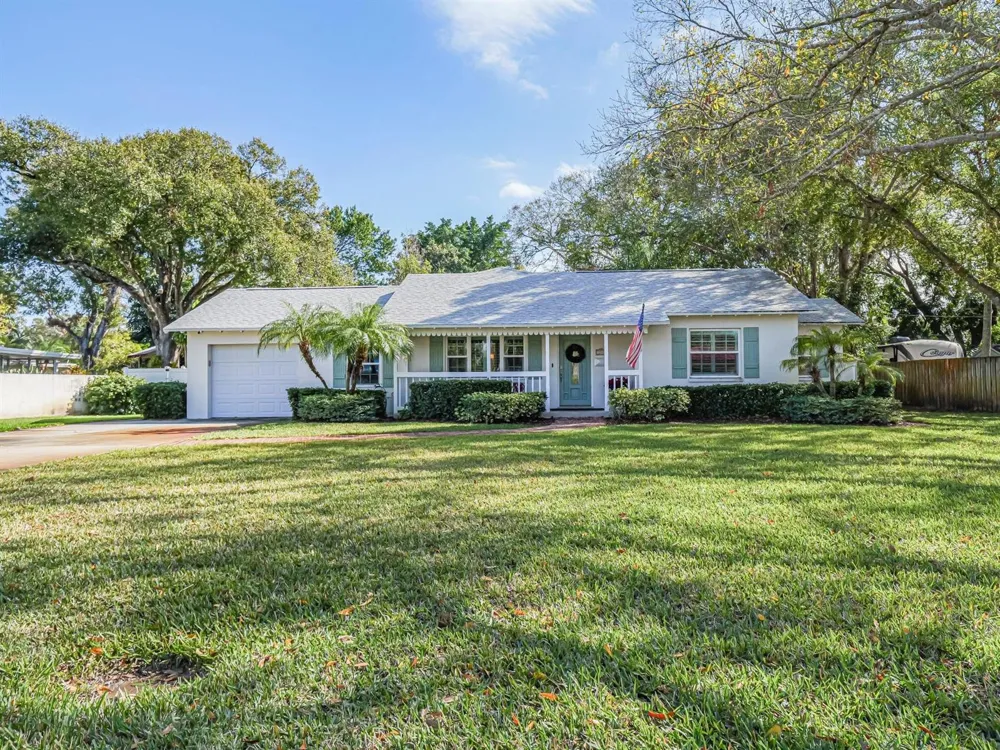 2180 Seville Avenue Vero Beach, FL 32960