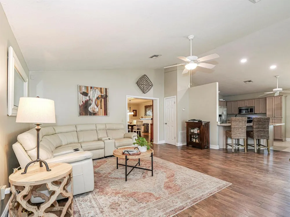 2180 Seville Avenue Vero Beach, FL 32960