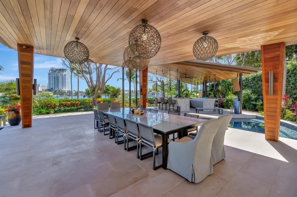 815 Idlewyld Drive Fort Lauderdale, FL 33301