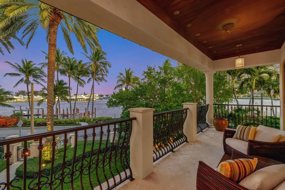 815 Idlewyld Drive Fort Lauderdale, FL 33301