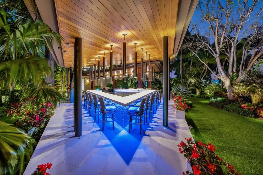 815 Idlewyld Drive Fort Lauderdale, FL 33301