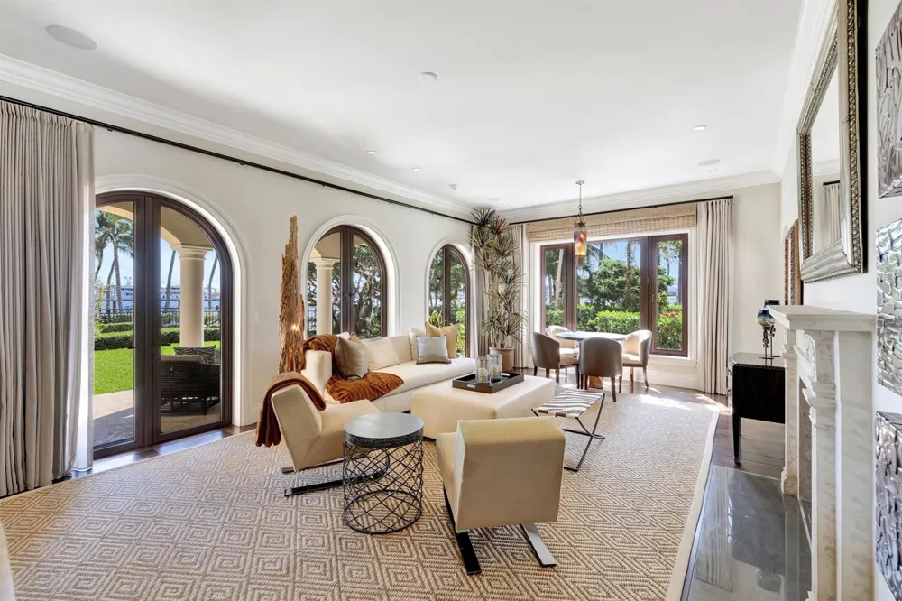 815 Idlewyld Drive Fort Lauderdale, FL 33301