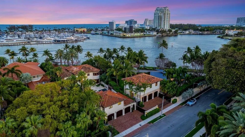 815 Idlewyld Drive Fort Lauderdale, FL 33301